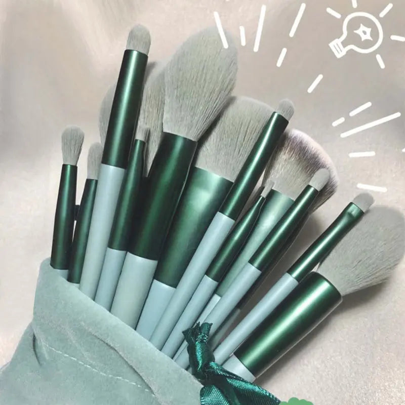Introducing the 13Pcs Soft Fluffy Makeup Brushes Set—a complete beauty tool for flawless cosmetics application.