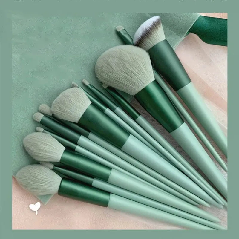 Introducing the 13Pcs Soft Fluffy Makeup Brushes Set—a complete beauty tool for flawless cosmetics application.